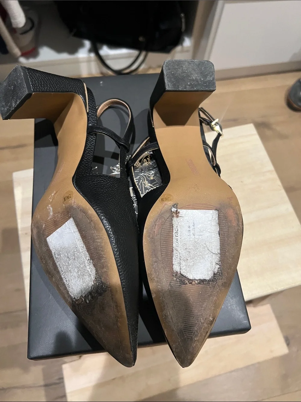 Vince Camuto Black Pointed Leather Slingback Pumps